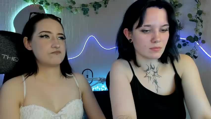 elastikiss Adult Chat May 20, 2026