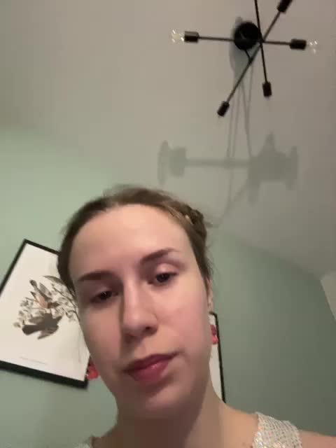 ari_ Adult Chat May 21, 2026