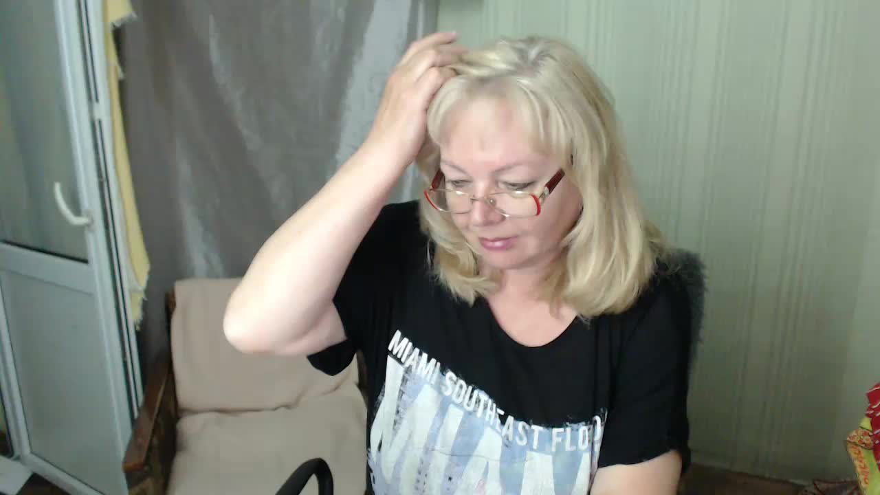 EvelynLoveShy Adult Chat May 21, 2026