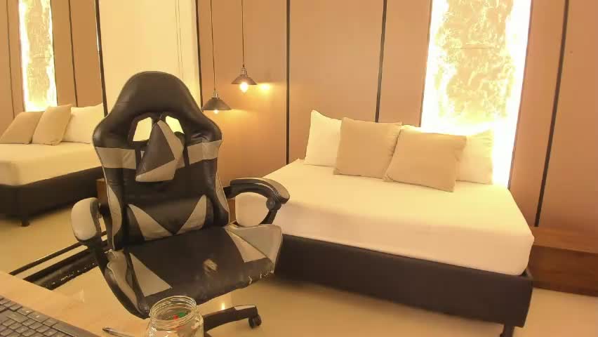 asia_miracle Adult Chat May 21, 2026