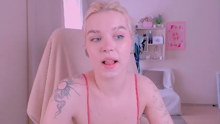 hot_blonda_ Adult Chat May 21, 2026