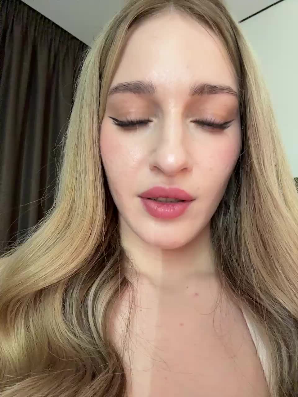 VictoriaBix Adult Chat May 21, 2026