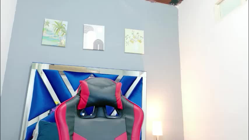 julieeta_castillo Adult Chat May 21, 2026