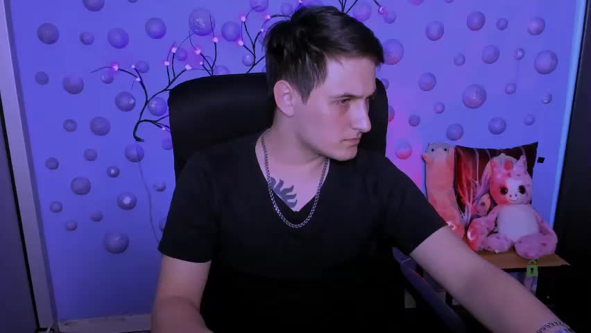 beauty_liam Adult Chat May 22, 2026