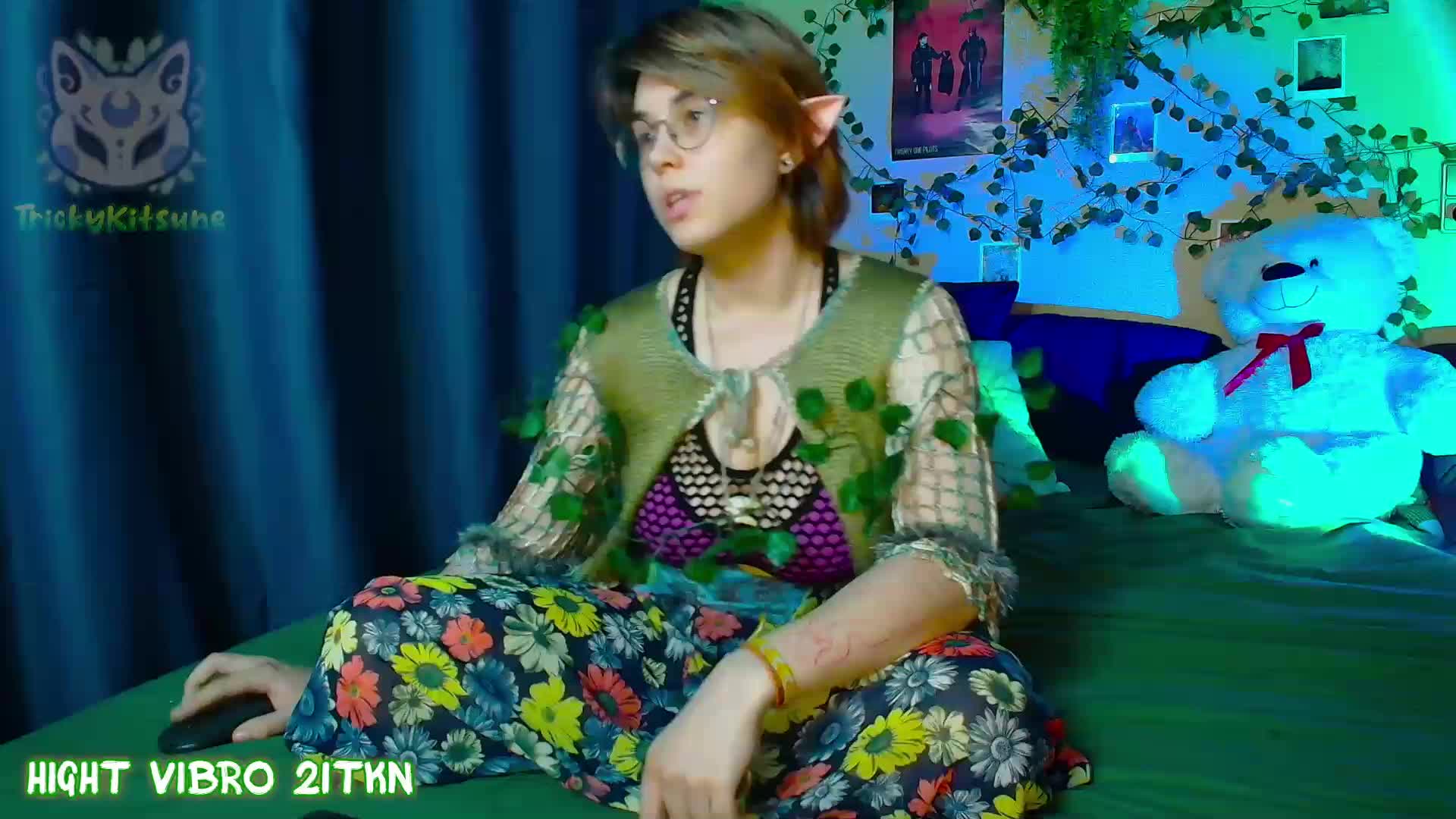 Tricky_Kitsune Adult Chat May 22, 2026