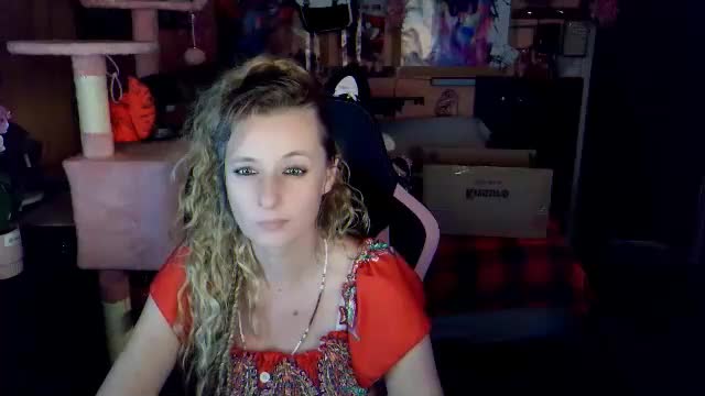 yoursecretgirlfriend963 Adult Chat May 22, 2026