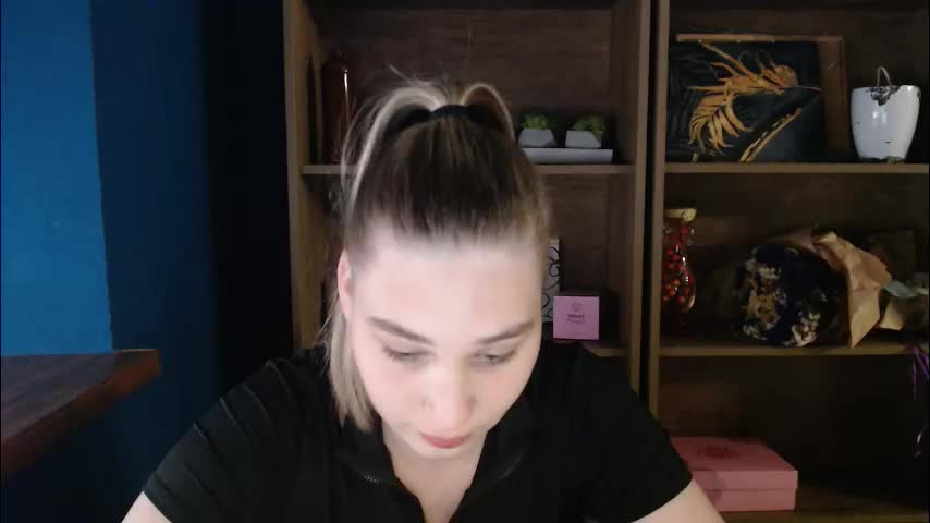lucky_barbie Adult Chat May 22, 2026