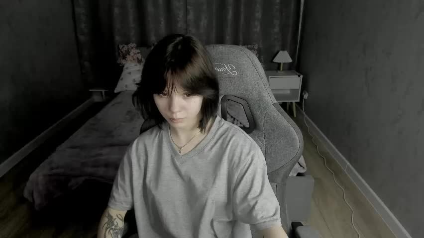 loly_cuttie Adult Chat May 22, 2026