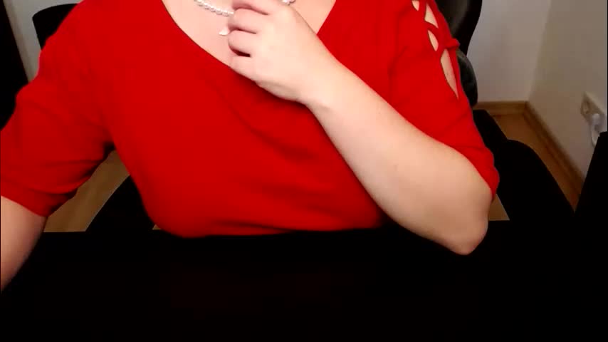 elly_petite Adult Chat May 23, 2026