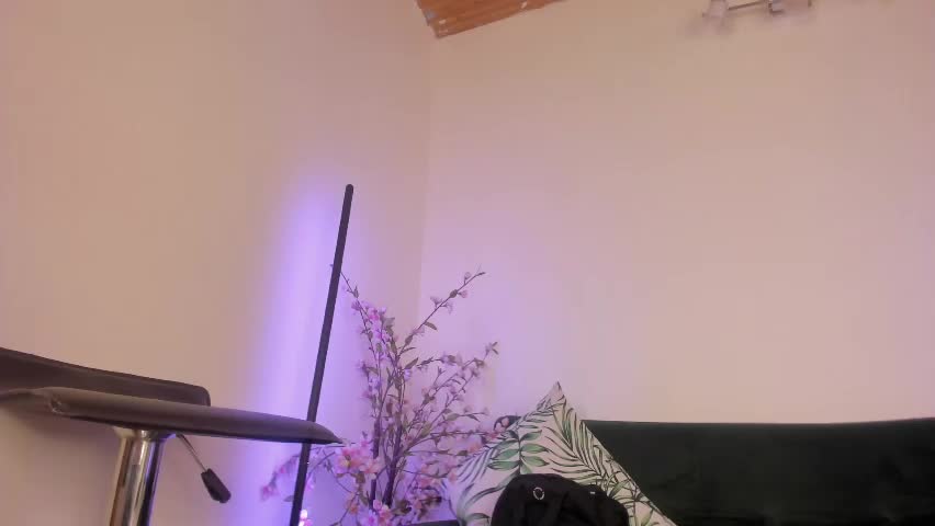 megan_shyne Adult Chat May 23, 2026