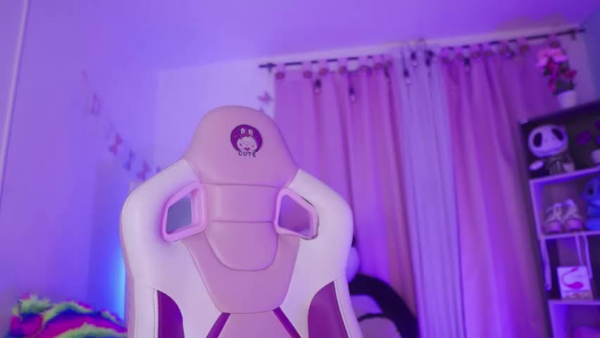 nikerly_hot Adult Chat May 23, 2026