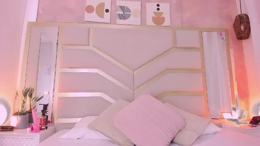 emilycruzz_ Adult Chat May 24, 2026