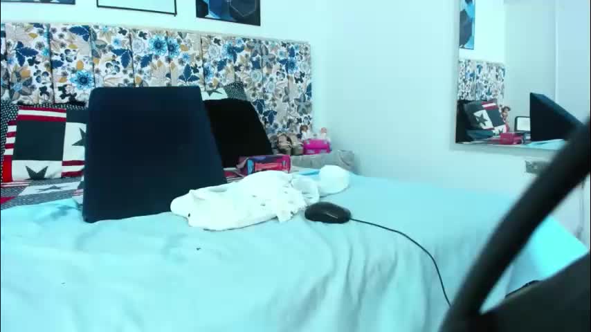 sweet_corea_hot Adult Chat May 23, 2026