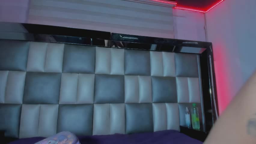 catalina_jade Adult Chat May 24, 2026