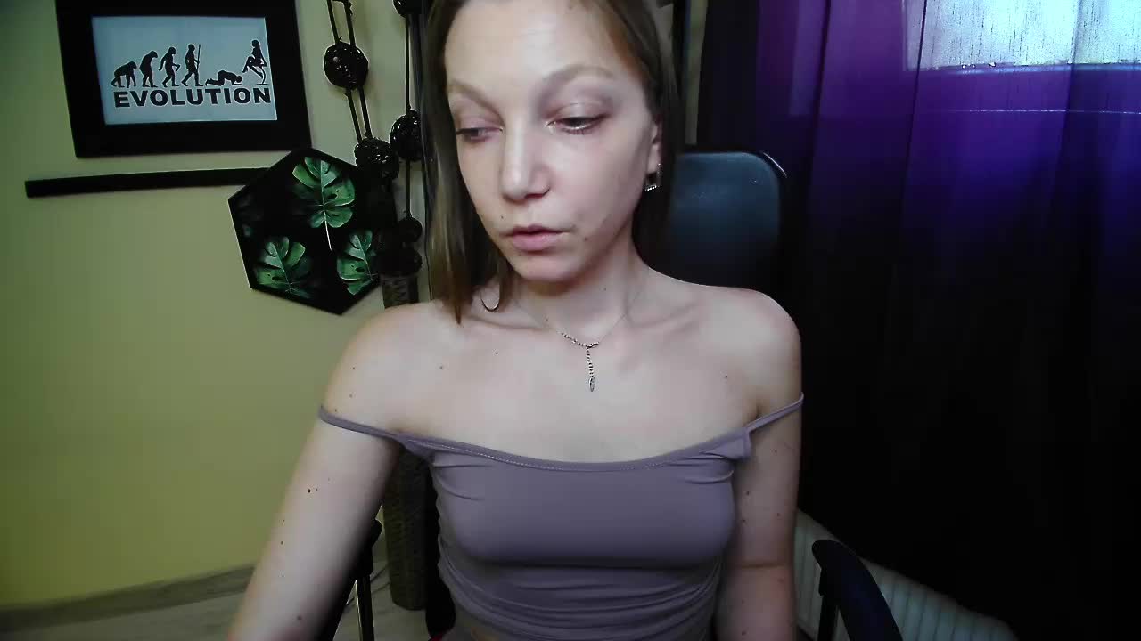 EmillyExtasy Adult Chat May 24, 2026