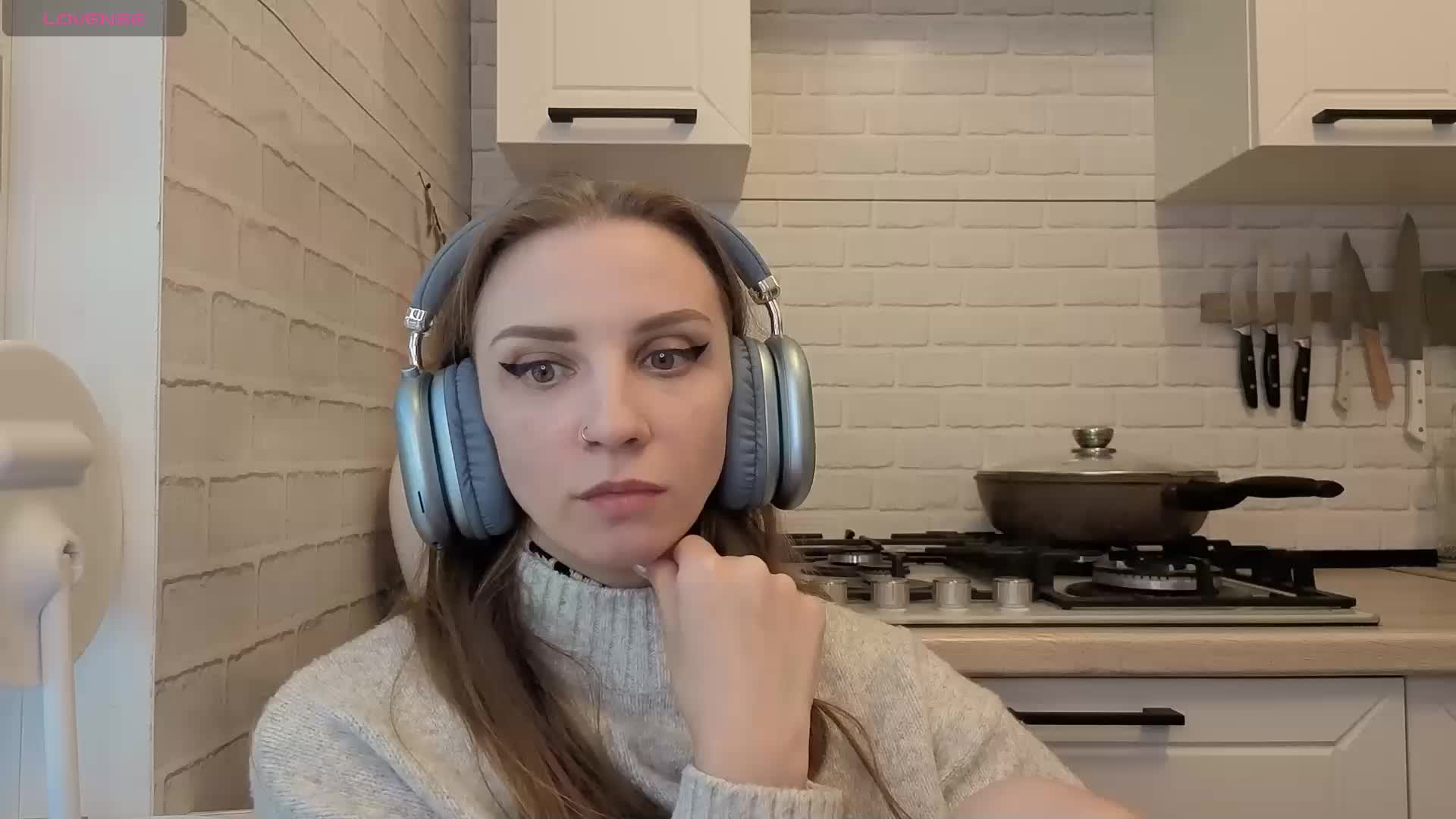 Fist-ashka Adult Chat May 24, 2026