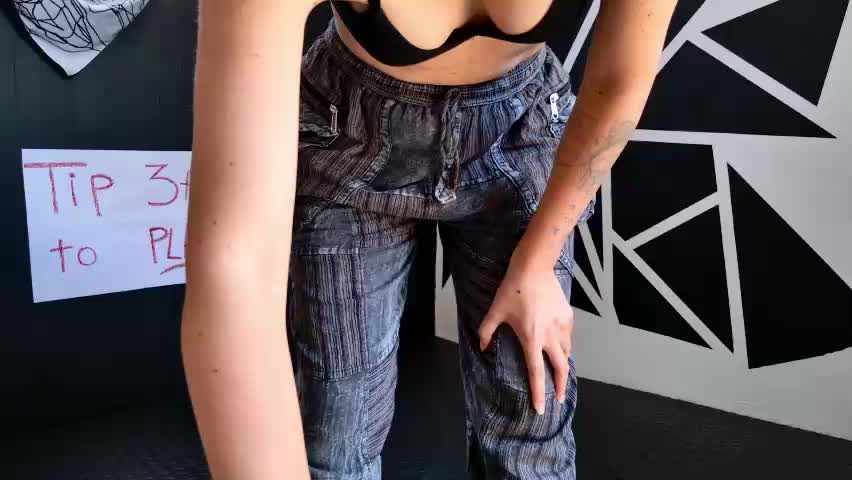 silky_minx Adult Chat May 24, 2026