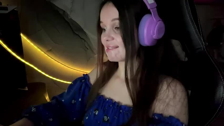 mabelneonakis Adult Chat May 24, 2026