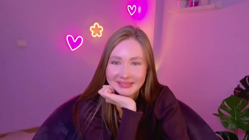 ellycolins_ Adult Chat May 25, 2026