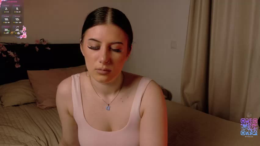 hazelhayess Adult Chat May 24, 2026