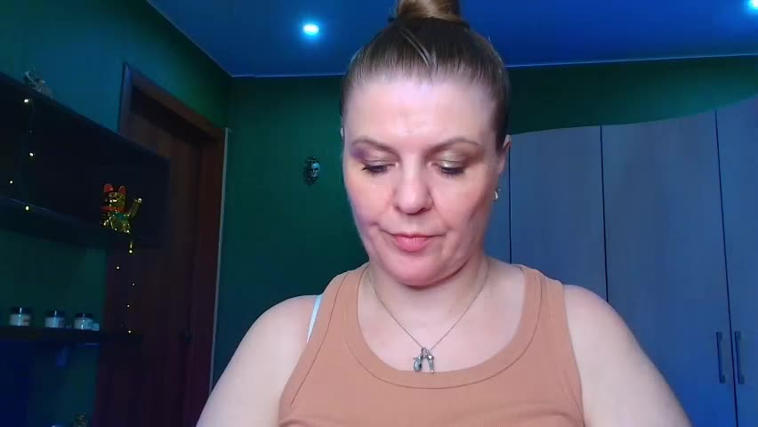 leona_tracie Adult Chat May 24, 2026