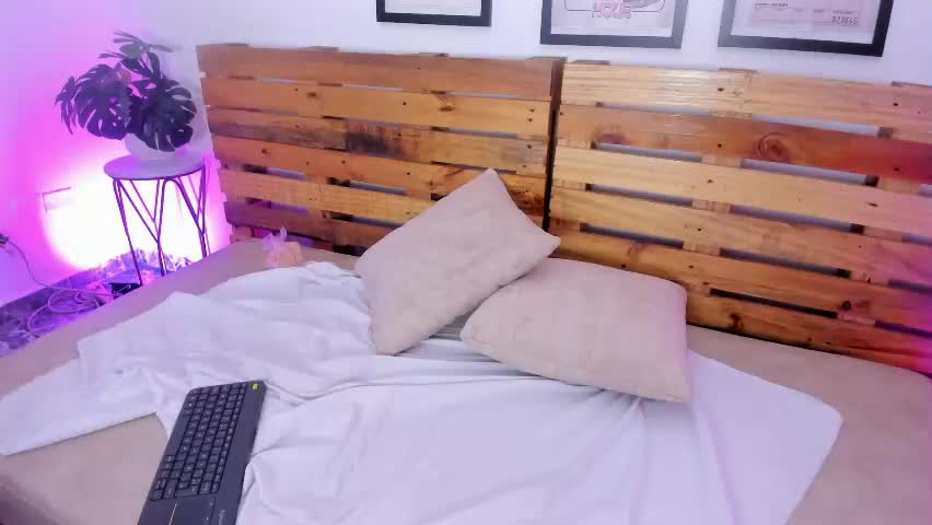 peeachygirl Adult Chat May 24, 2026