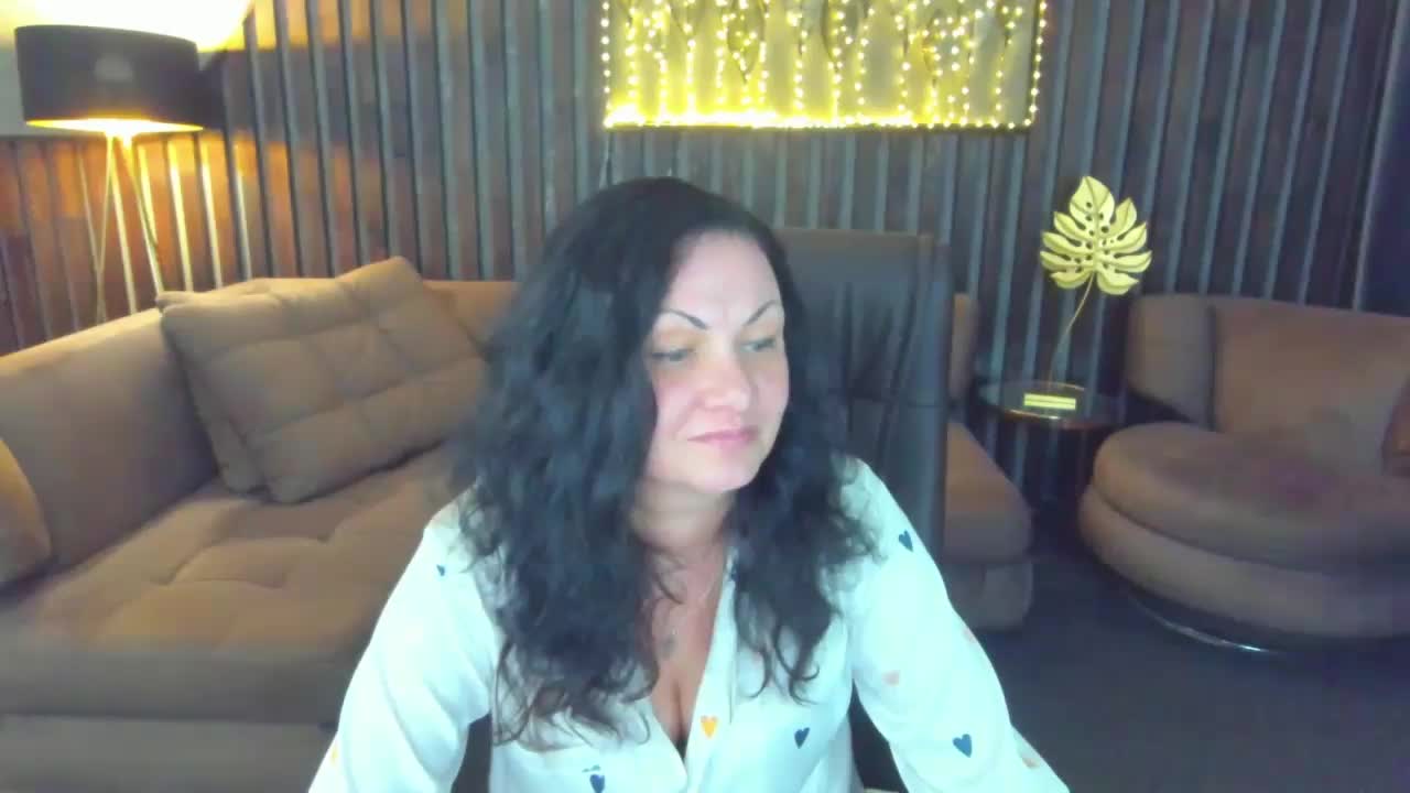 IrissMoon Adult Chat May 25, 2026