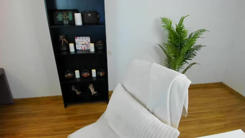 khloe_star Adult Chat May 25, 2026