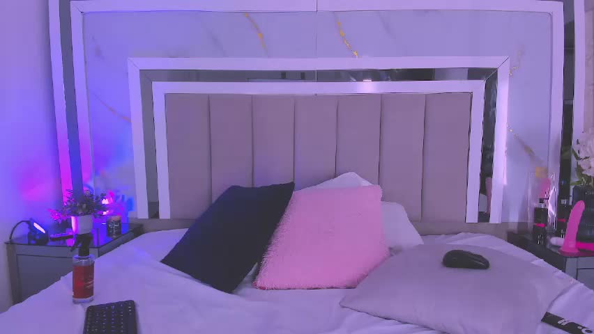 emilycruzz_ Adult Chat May 25, 2026