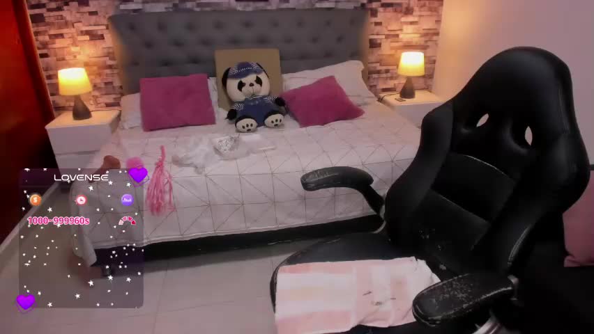 viiolet__moon Adult Chat May 25, 2026