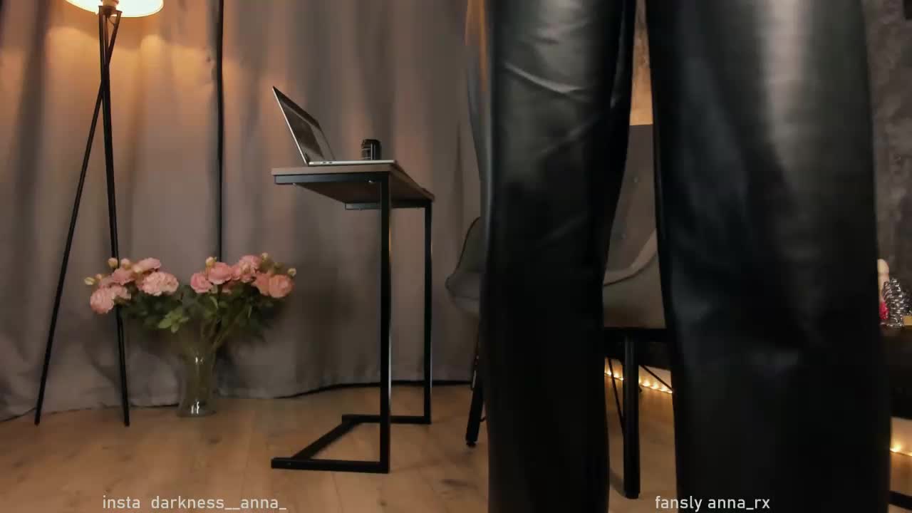 Femdom_Anna Adult Chat May 25, 2026