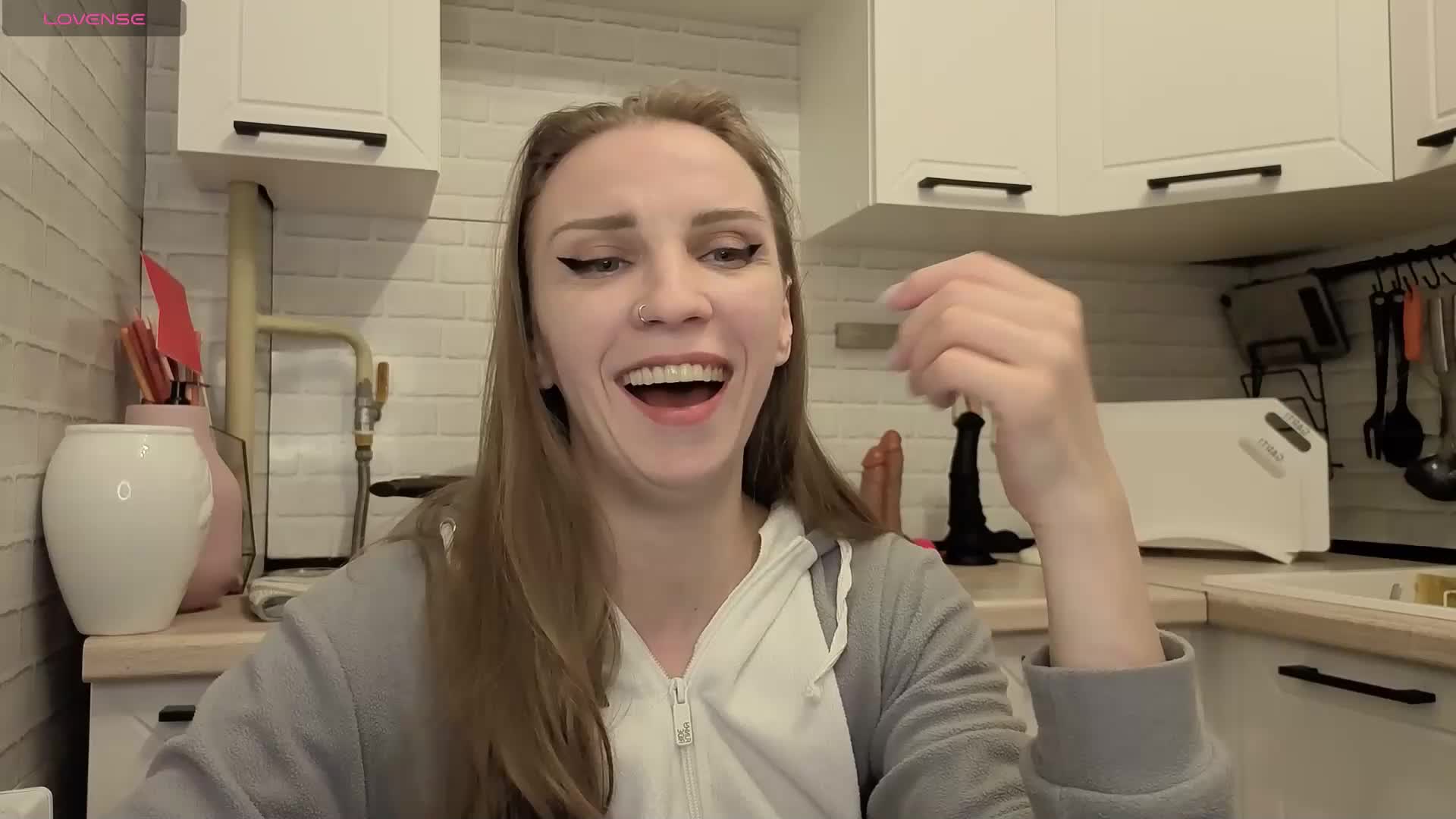 Fist-ashka Adult Chat May 26, 2026