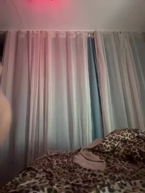 Olesya2000 Adult Chat May 26, 2026