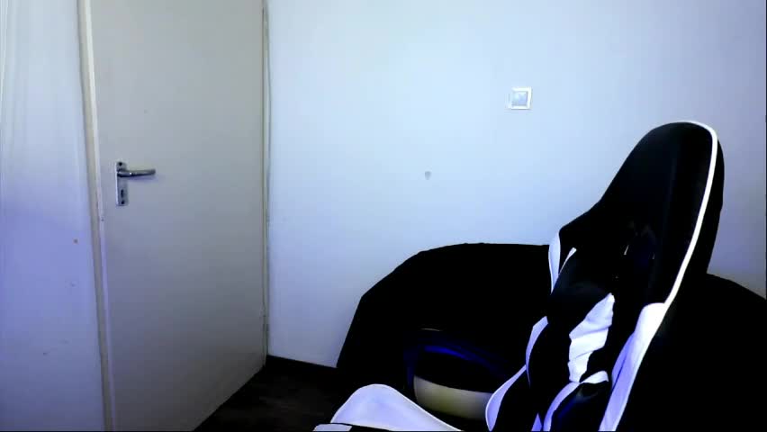 shy_nerd_babyy Adult Chat May 26, 2026