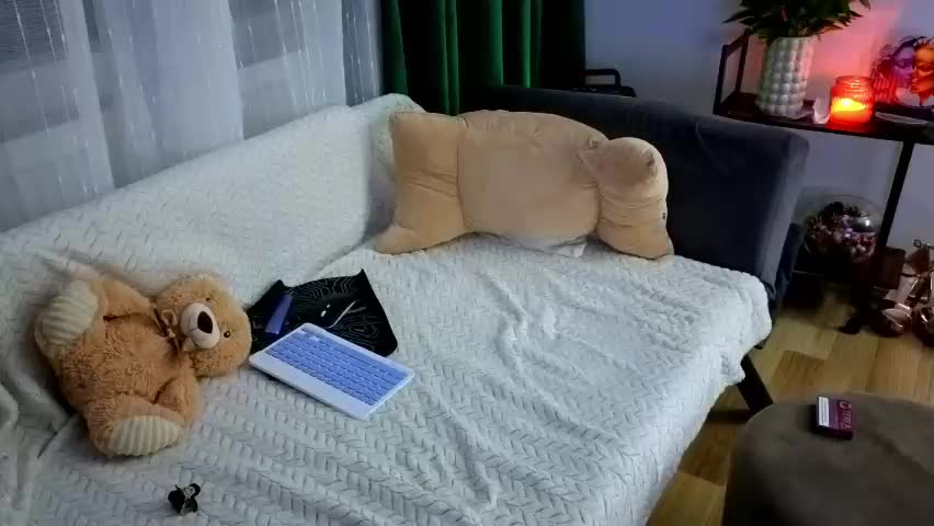 sweetania_ Adult Chat May 26, 2026