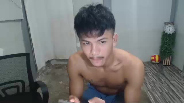 kyle_lourence Adult Chat May 26, 2026