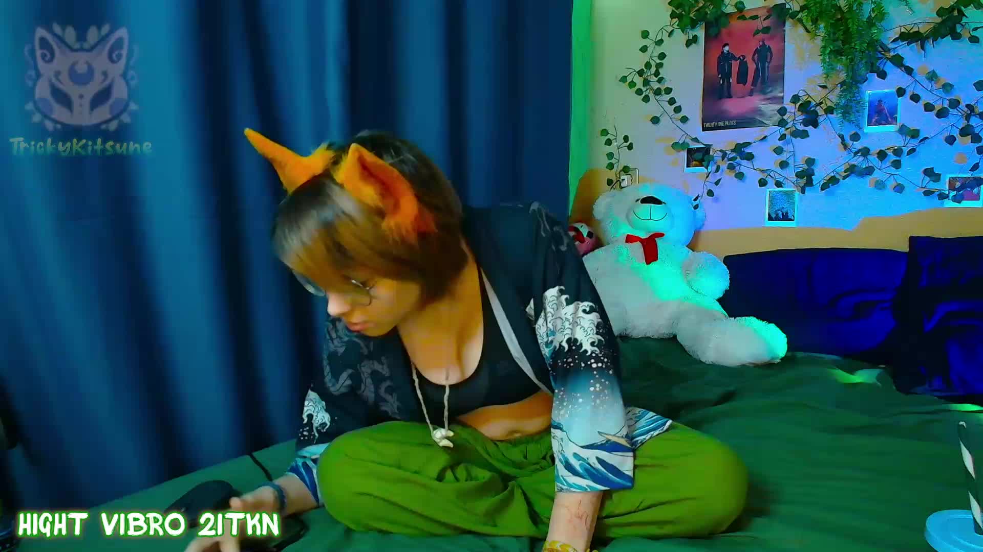 Tricky_Kitsune Adult Chat May 26, 2026