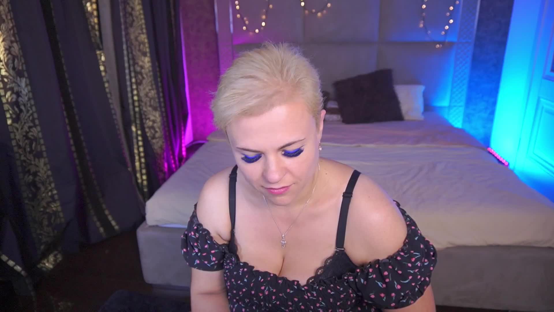 CrystalVibe Adult Chat May 26, 2026