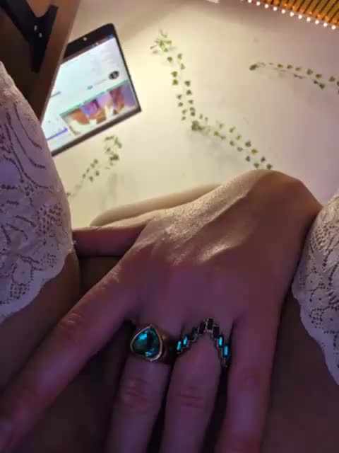 -Violetttttka- Adult Chat May 26, 2026