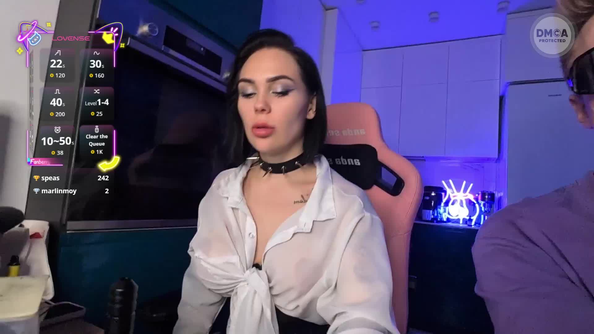 GroteskCouple Adult Chat May 27, 2026