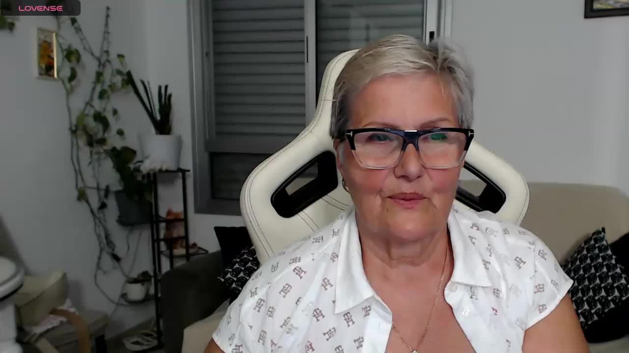 Selenna65 Adult Chat May 27, 2026