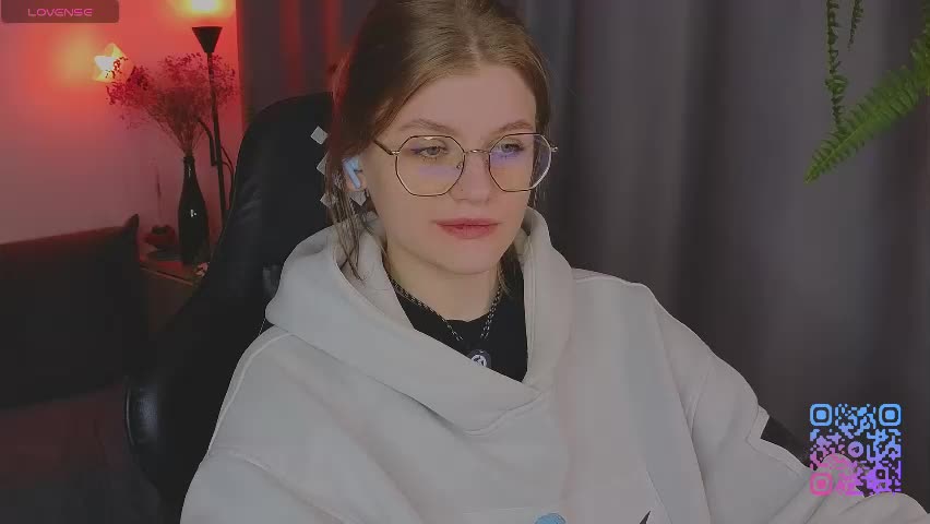 jess0e9 Adult Chat May 27, 2026