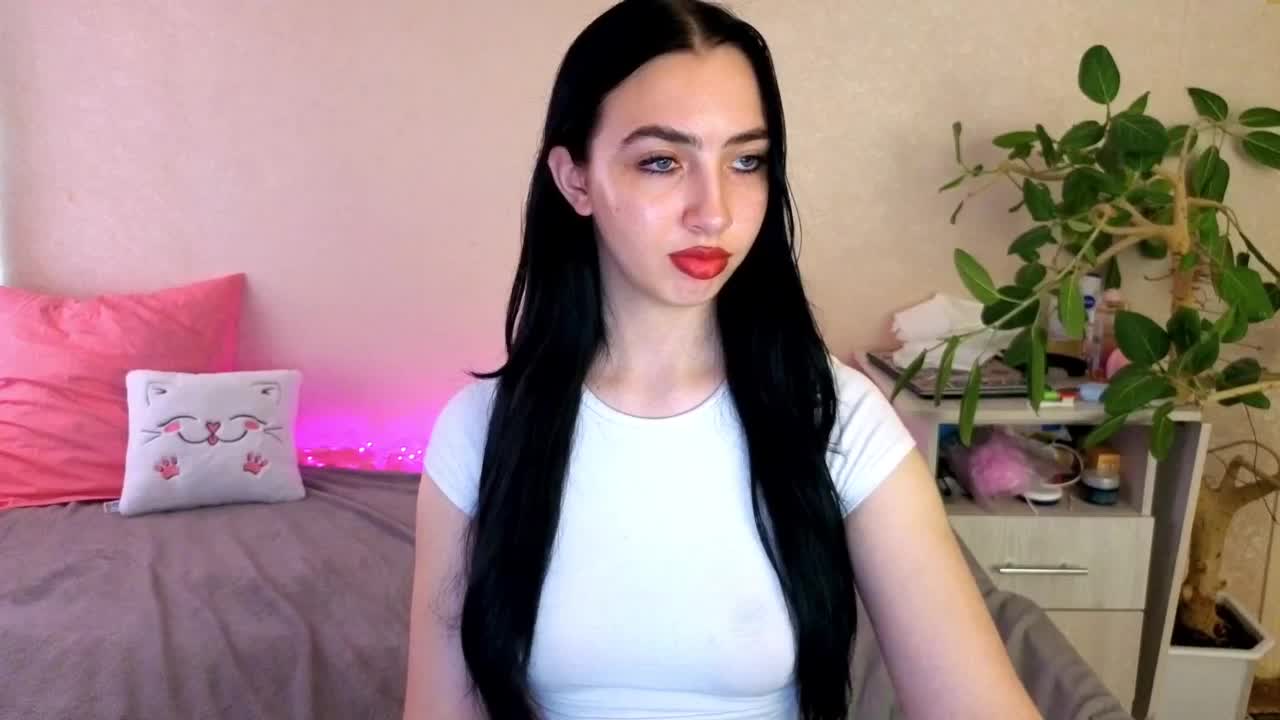WildKittenX Adult Chat May 27, 2026