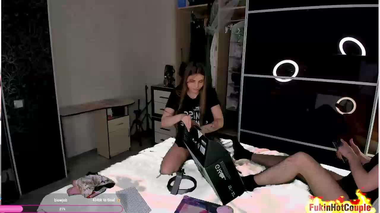 FukinHotCouple Adult Chat May 27, 2026
