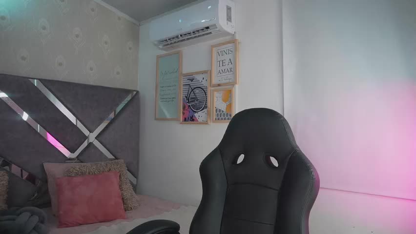 alinnajohnson Adult Chat May 27, 2026