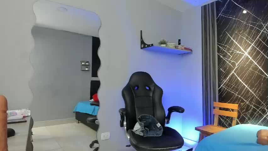 zafina_95 Adult Chat May 27, 2026
