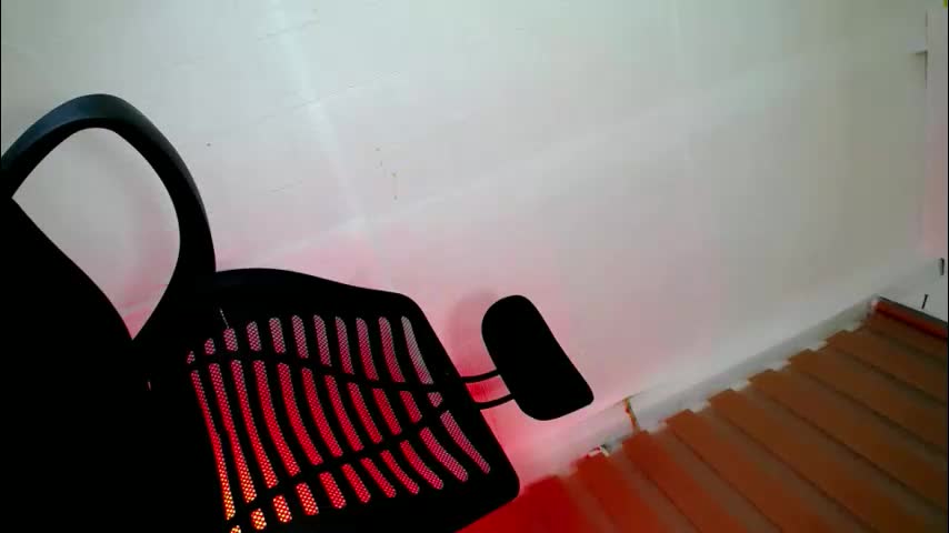 hot_laura69 Adult Chat May 27, 2026