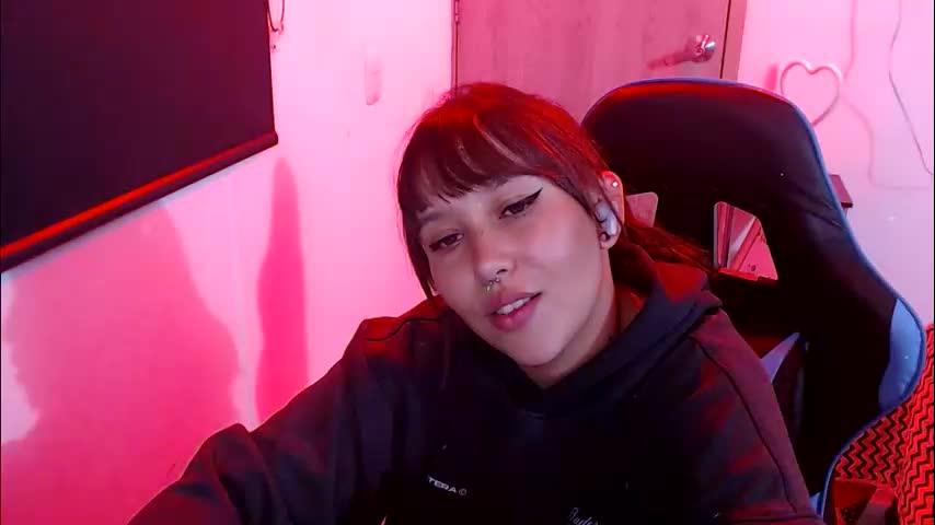 skarlet_adams Adult Chat May 28, 2026