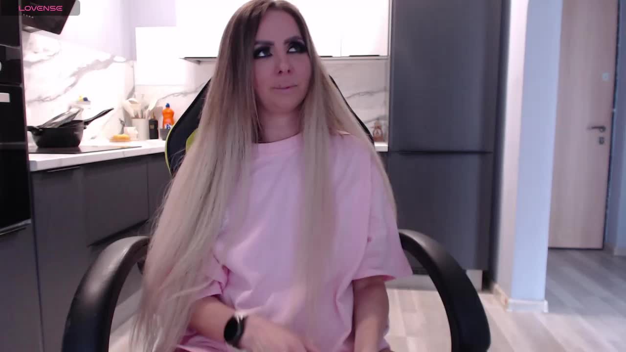 blondalina Adult Chat May 28, 2026
