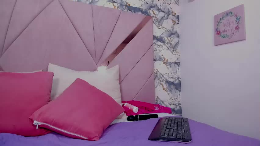 mia_rouxx1 Adult Chat May 28, 2026